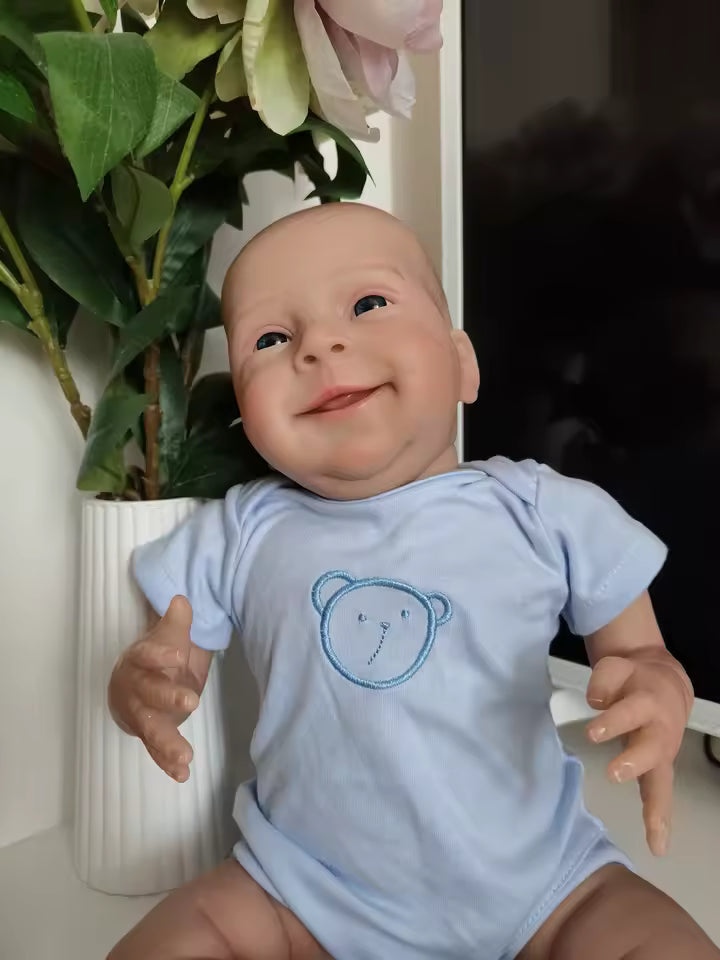 Lalka Reborn 48 cm – realistyczne niemowlę z miękkim materiałowym korpusem