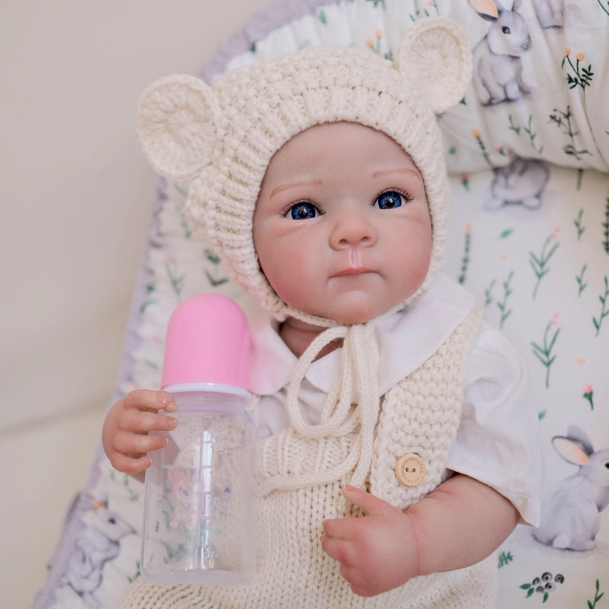 Lalka Reborn Bettie 48 cm – realistyczna dziewczynka z pełnego winylu silikonowego