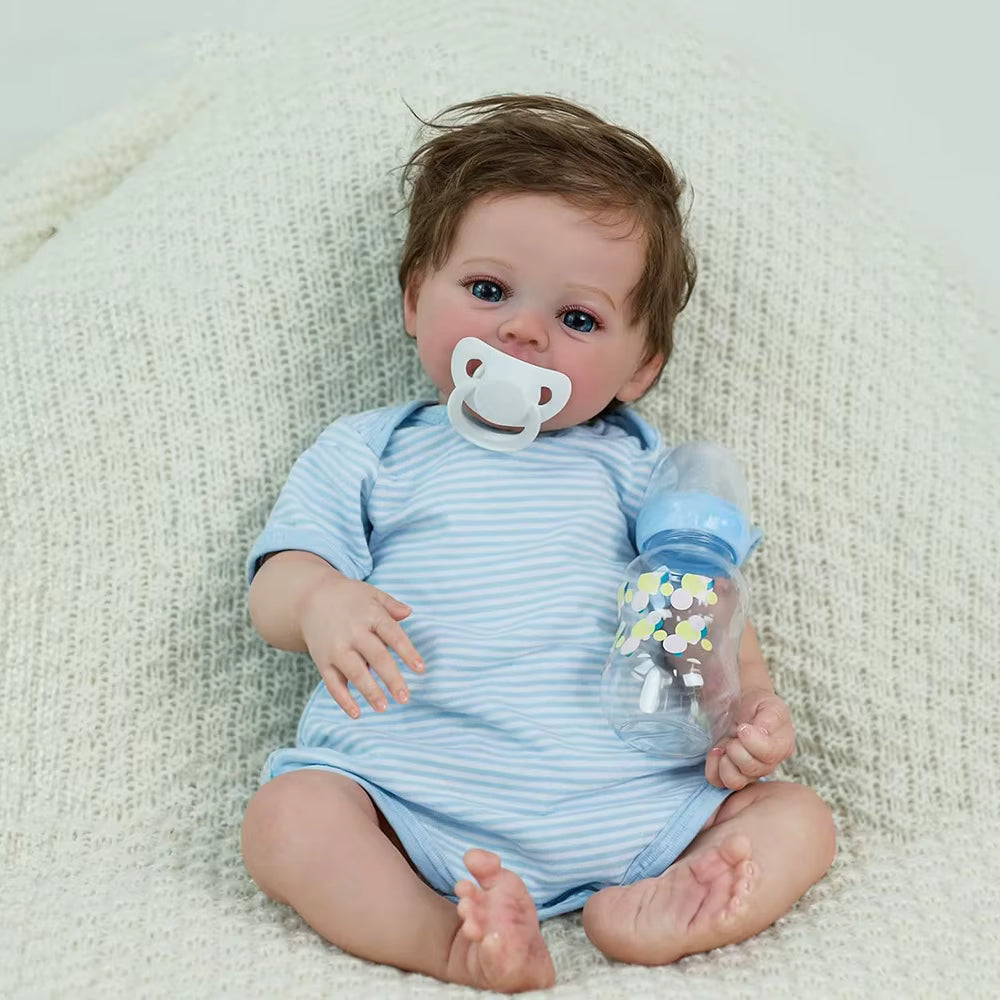 Lalka Reborn 45 cm – realistyczny chłopiec z ręcznie osadzanymi włosami