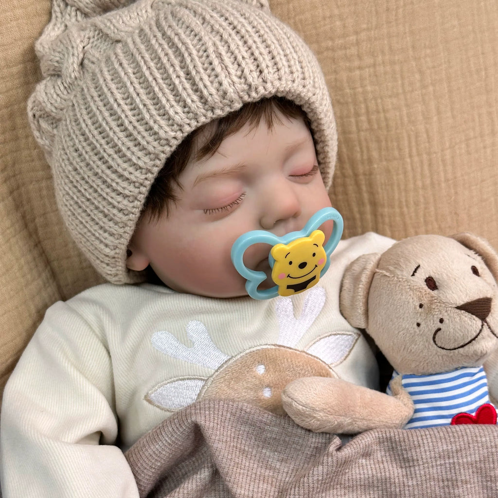 Lalka Reborn 48 cm – śpiące niemowlę z miękkim materiałowym korpusem