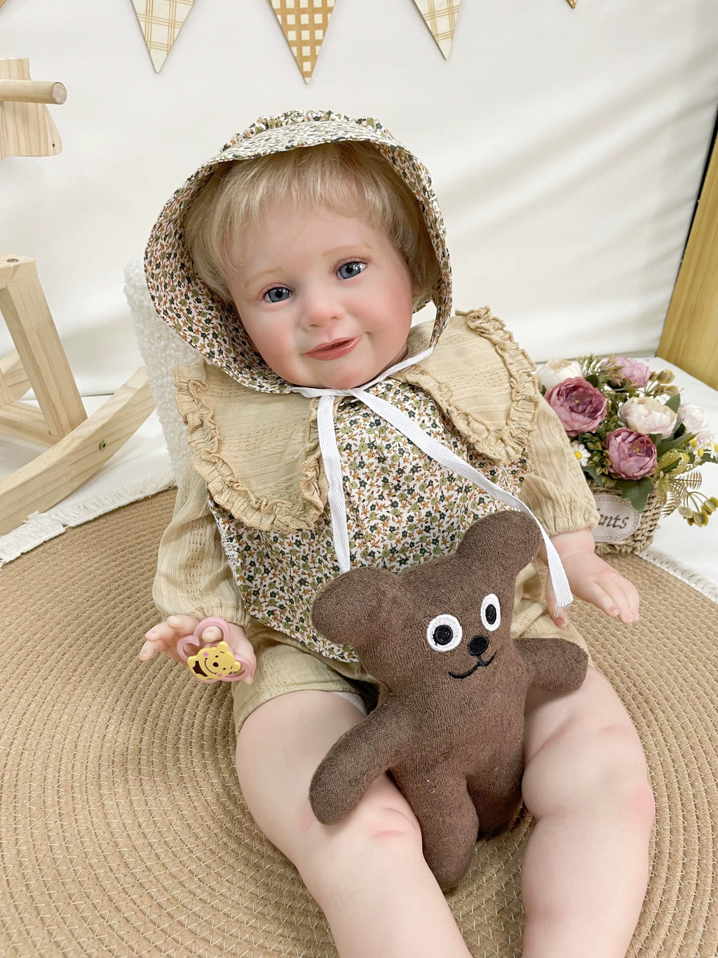 Lalka Reborn Hazel 65 cm – miękka lalka niemowlęca z materiałowym korpusem