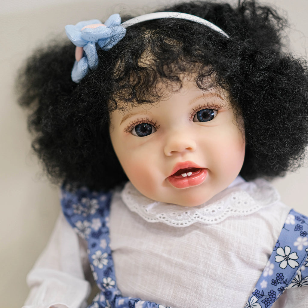 Lalka Reborn Lottie 60 cm – realistyczna lalka niemowlęca z miękkim korpusem