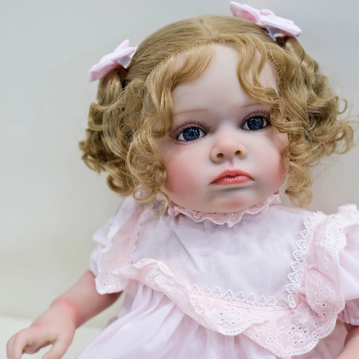 Lalka Reborn Tutti 60 cm – realistyczna dziewczynka z miękkim korpusem