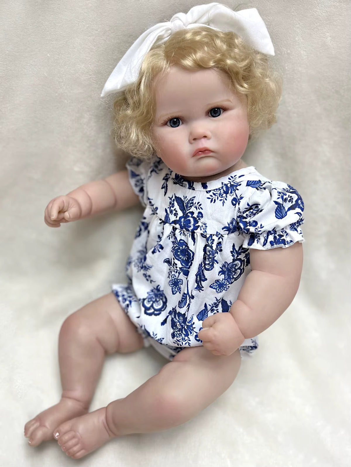 Lalka Reborn Charlotte 60 cm – realistyczne niemowlę kolekcjonerskie
